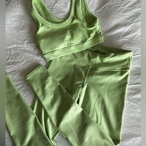 Neon green Alo set